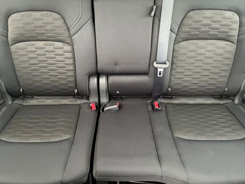 Used 2025 Nissan Pathfinder SV AWD/4WD image 41