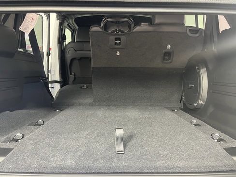 New 2025 Jeep Wrangler Unlimited Rubicon w/ XTREMEE 35" Tire Package image 26