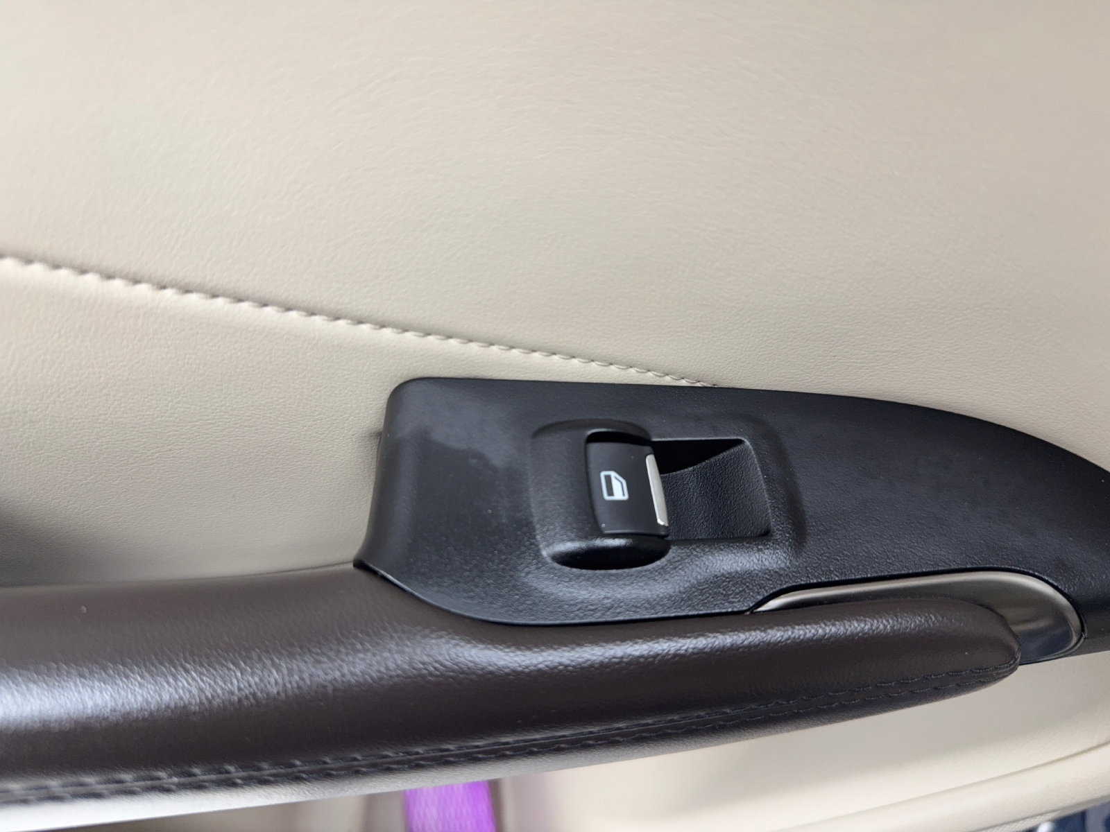 Used 2019 Lincoln MKC Reserve FWD image 41