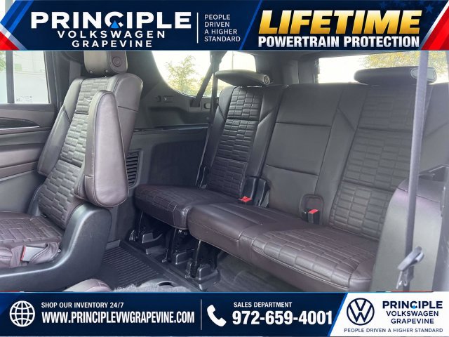 Used 2023 Cadillac Escalade ESV Sport Platinum w/ LPO, ONYX Package AWD/4WD image 25