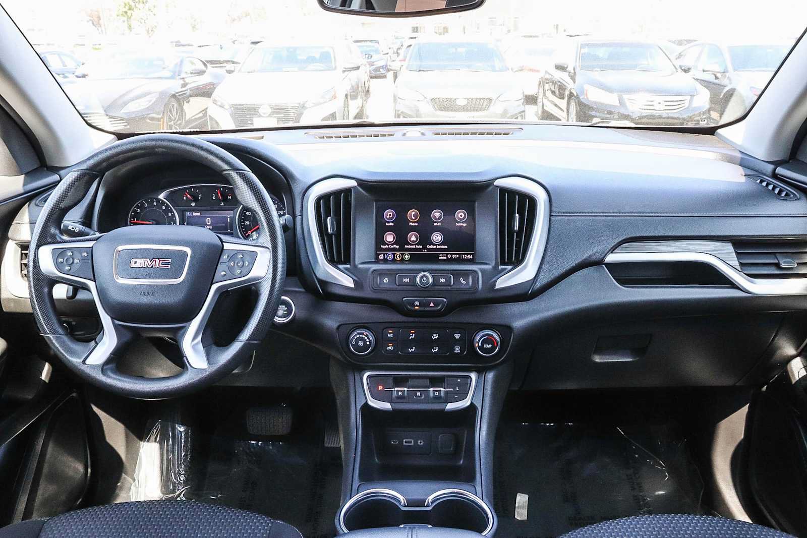Used 2024 GMC Terrain SLE AWD/4WD image 17