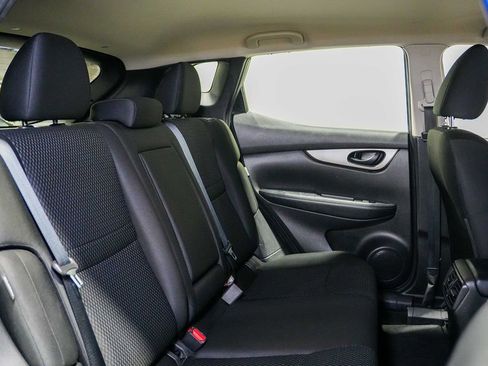 Used 2020 Nissan Rogue Sport S AWD/4WD image 20