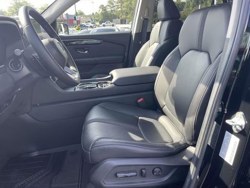 Used 2025 Honda Pilot EX-L image 23