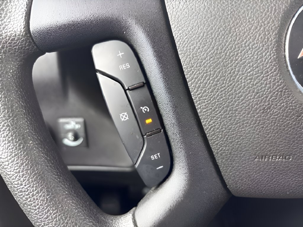 Used 2023 Chevrolet Express 3500 LS RWD image 17