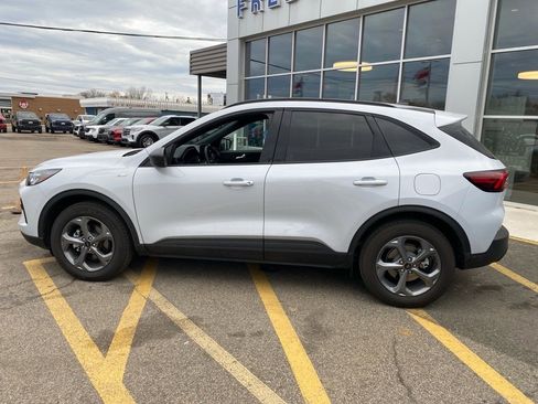 Used 2025 Ford Escape ST-Line w/ Tech Pack #1 image 2