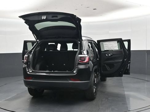 New 2026 Jeep Compass Latitude AWD/4WD image 54