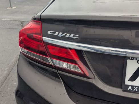 Used 2013 Honda Civic LX image 5