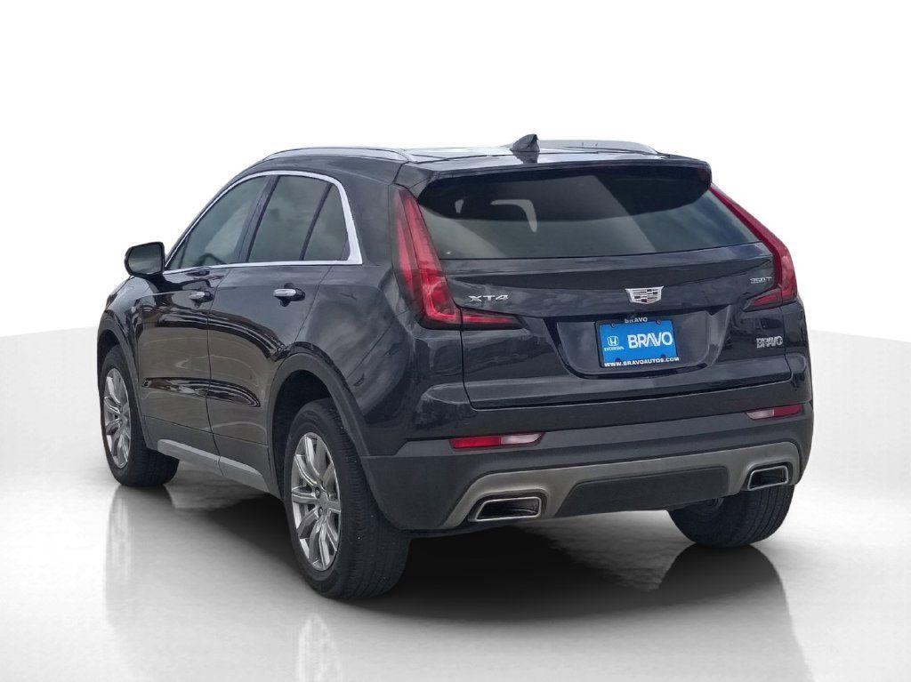 Used 2023 Cadillac XT4 Premium Luxury FWD image 9