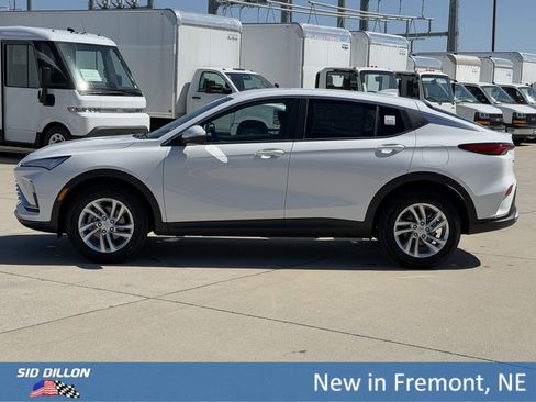 New 2026 Buick Envista Preferred FWD image 8
