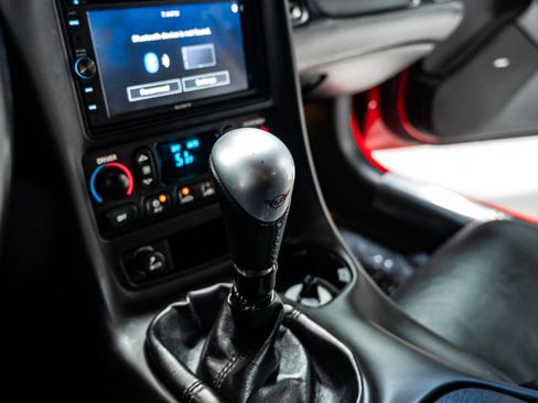 Used 2002 Chevrolet Corvette Z06 w/ Memory Pkg image 22