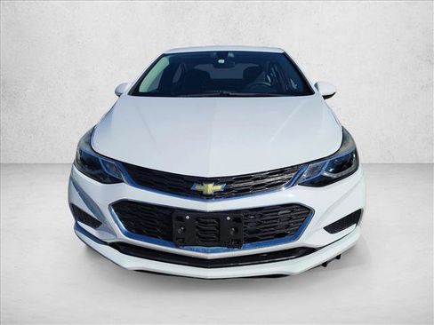 Used 2016 Chevrolet Cruze LT w/ Convenience Package image 2
