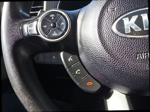 Used 2015 Kia Soul image 23