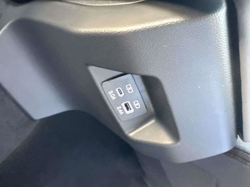 New 2025 Subaru Crosstrek 2.0i Premium image 25