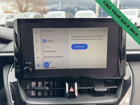 Used 2025 Toyota Corolla Cross LE image 24