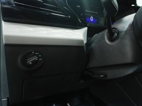 Used 2023 Volkswagen Taos S FWD image 16