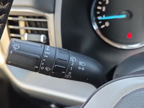 Used 2022 Ford Expedition Max XLT image 26