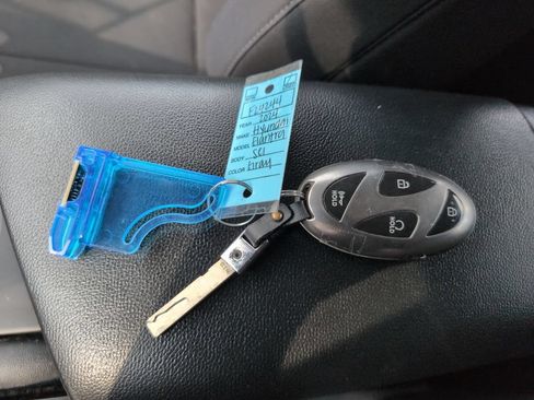 Used 2024 Hyundai Elantra SEL FWD image 14