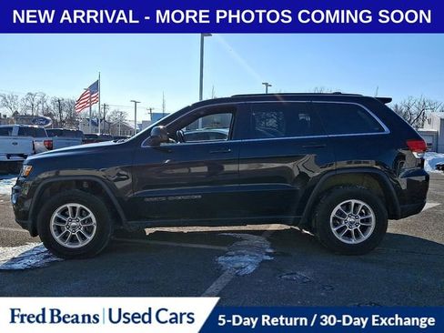 Used 2018 Jeep Grand Cherokee Laredo image 4