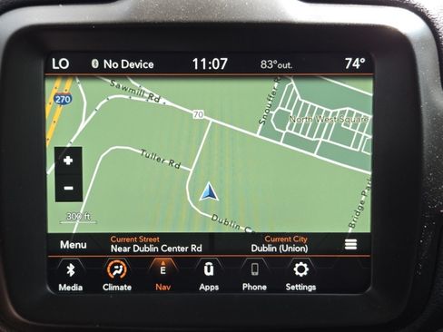Used 2022 Jeep Renegade Sport w/ Sport Appearance Group FWD image 3