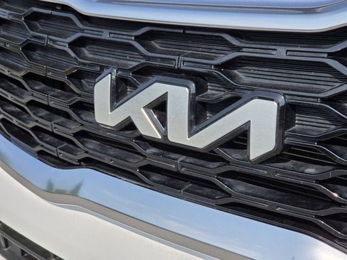 Used 2022 Kia Telluride S FWD image 41