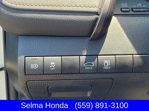 Used 2023 Toyota Camry SE FWD image 23