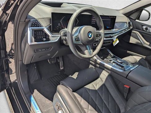 New 2026 BMW X5 sDrive40i w/ M Sport Package RWD image 3