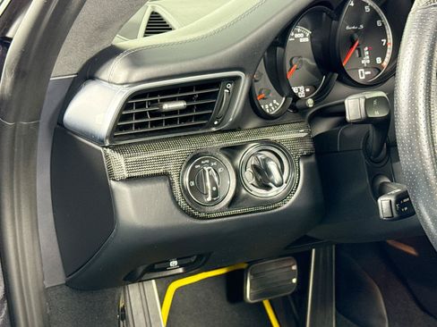 Used 2014 Porsche 911 Turbo S AWD/4WD image 10