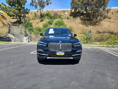 Used 2021 BMW X5 xDrive40i w/ Convenience Package AWD/4WD image 2