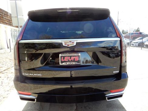 Used 2022 Cadillac Escalade Premium Luxury image 6