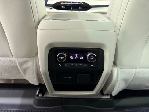 New 2026 Buick Enclave Avenir w/ Super Cruise Package FWD image 30