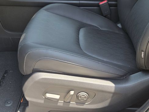 New 2026 Kia Carnival SX w/ SX Dark Edition Package FWD image 17