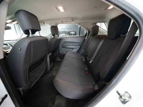 Used 2015 Chevrolet Equinox LS FWD image 23