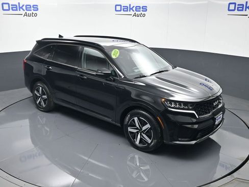 Used 2022 Kia Sorento EX w/ Panoramic Sunroof Package image 50