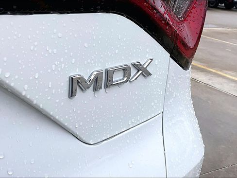 Used 2025 Acura MDX A-Spec image 30