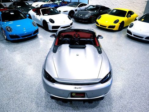 Used 2023 Porsche 718 Boxster Spyder RWD image 17