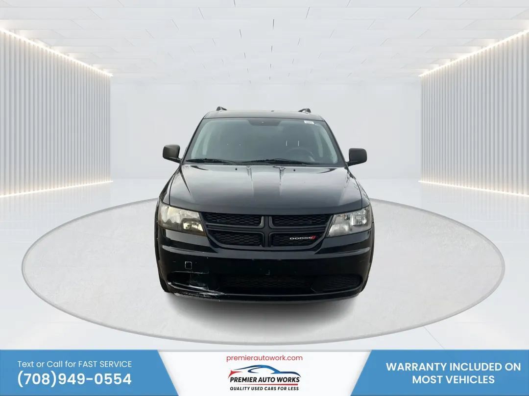 Used 2017 Dodge Journey SE w/ Flexible Seating Group FWD image 2