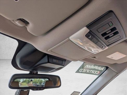 Used 2021 Nissan Rogue Platinum FWD image 23