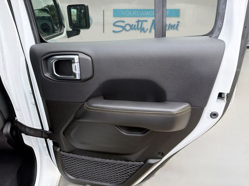 Used 2025 Jeep Wrangler Sahara w/ Safety Group image 30