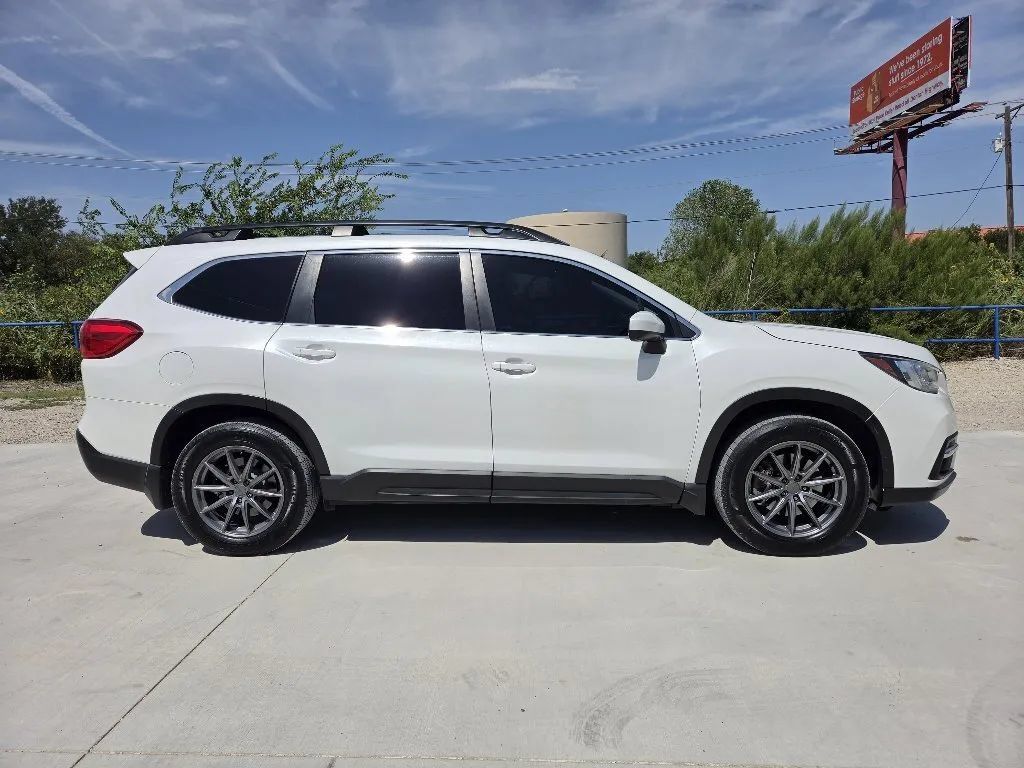 Used 2020 Subaru Ascent Premium w/ Sport Package AWD/4WD image 4
