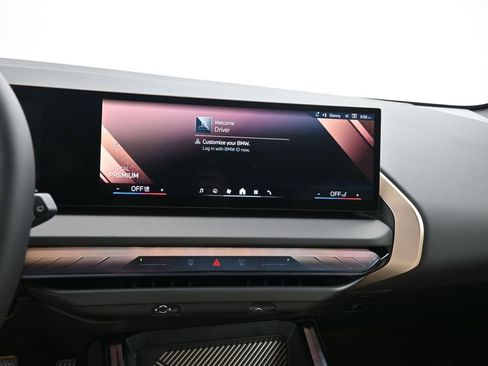 Used 2025 BMW X3 xDrive30i w/ Premium Package image 14