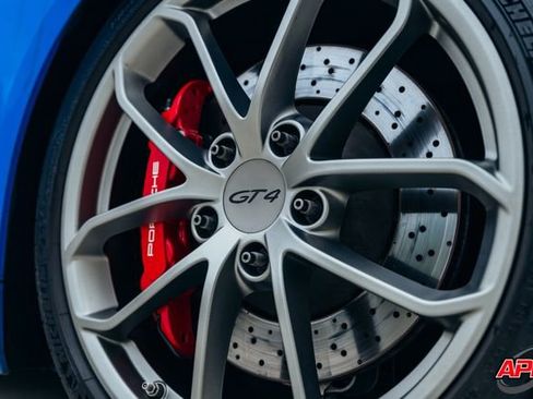 Used 2022 Porsche 718 Cayman GT4 image 3