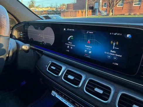 Used 2020 Mercedes-Benz GLE 450 4MATIC image 29