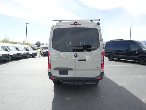 Used 2022 Mercedes-Benz Sprinter 2500 image 5