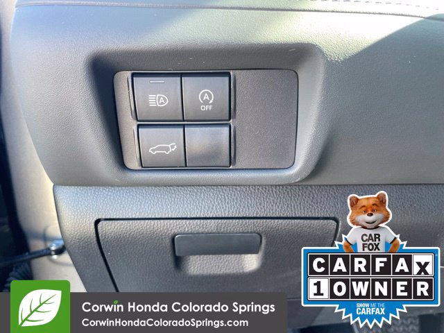 Used 2023 Toyota Highlander LE FWD image 19