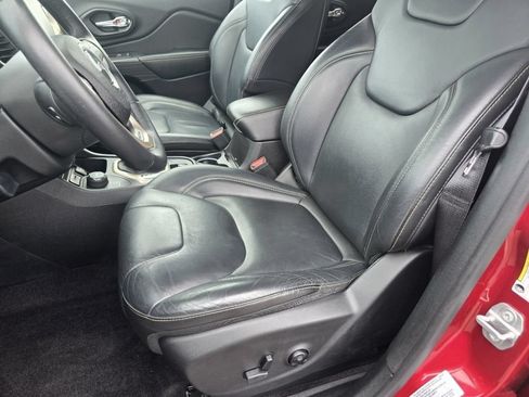 Used 2017 Jeep Cherokee Limited AWD/4WD image 23