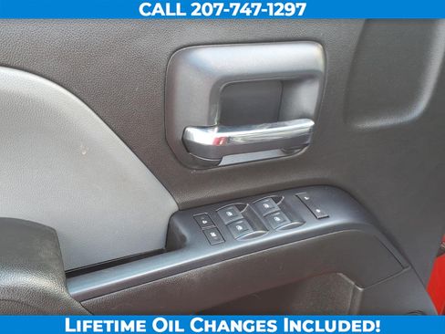 Used 2018 Chevrolet Silverado 1500 W/T AWD/4WD image 11
