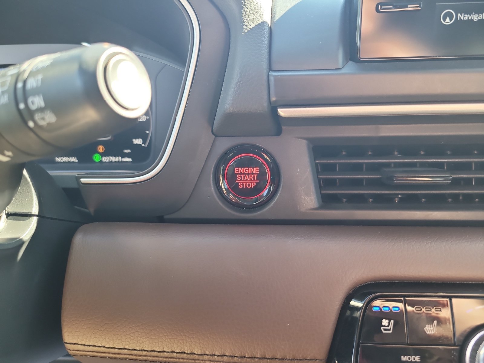 Used 2025 Honda Pilot Elite image 20