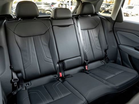 New 2026 Audi Q3 quattro 2.0T AWD/4WD image 32