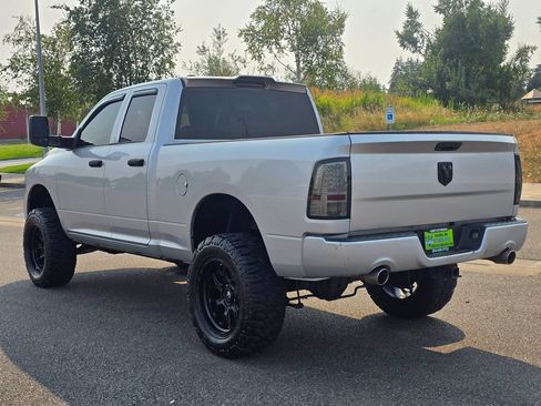 Used 2016 RAM 1500 Express w/ Popular Equipment Group AWD/4WD image 3