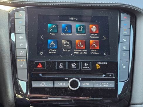 Used 2025 INFINITI QX55 Luxe w/ Cargo Package image 16